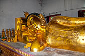 Chiang Mai - The Wat Phra Singh temple. Pavillonh of the reclined Buddha. 